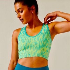 Athleta Aurora Seamless Rib Tank in Green and Blue
